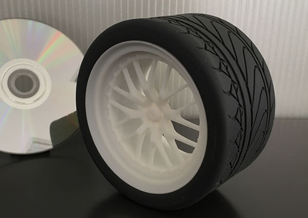3Dプリンタ造形事例：タイヤとアルミホイール